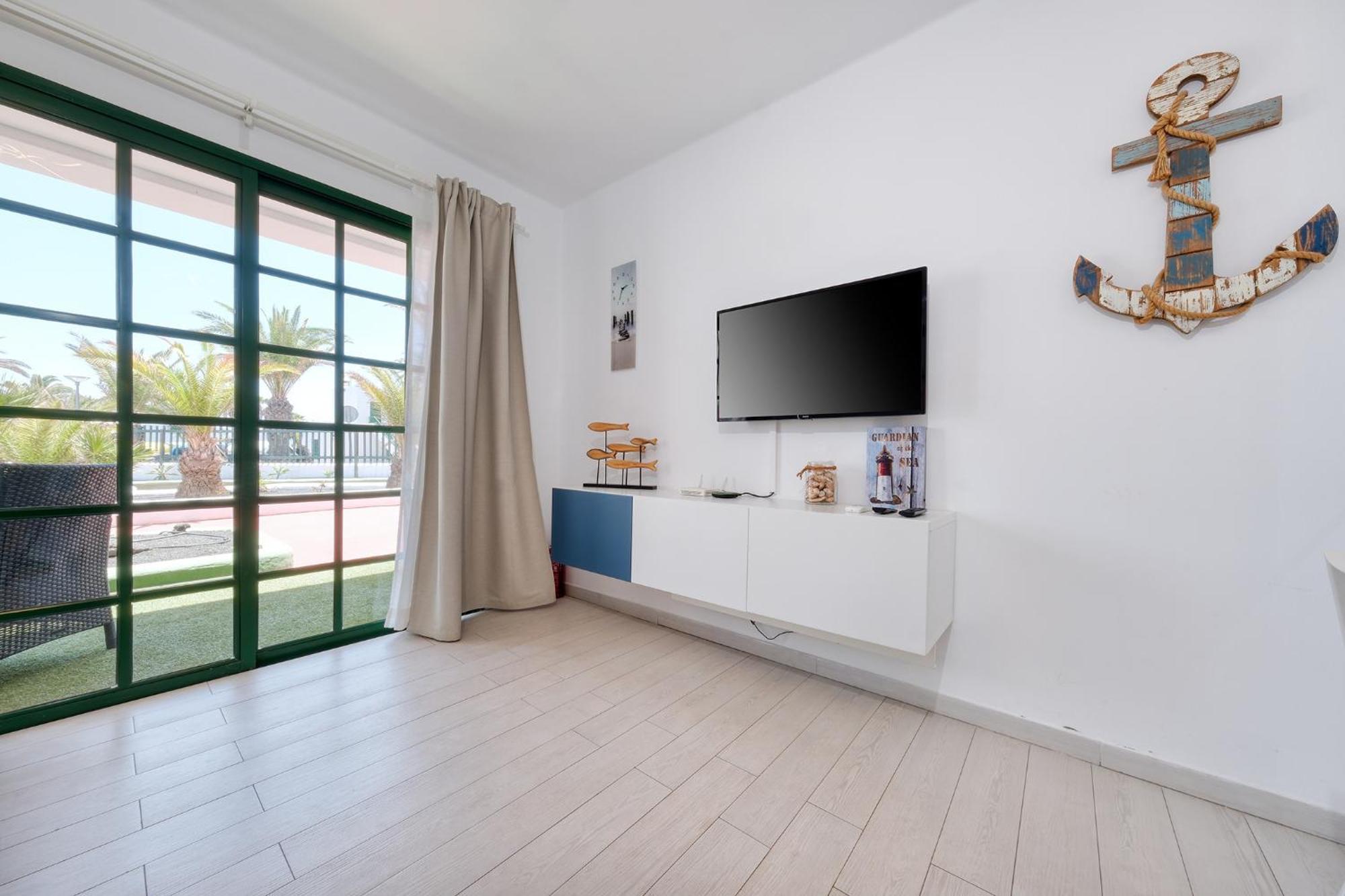 Apartment La Vela Azul -Pool & Tennis - Free Ac &Good Wifi- Smart Tv Puerto del Carmen  Exteriör bild